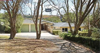 Cozy FarmStay with Spa Great spots for family & friends to enjoy