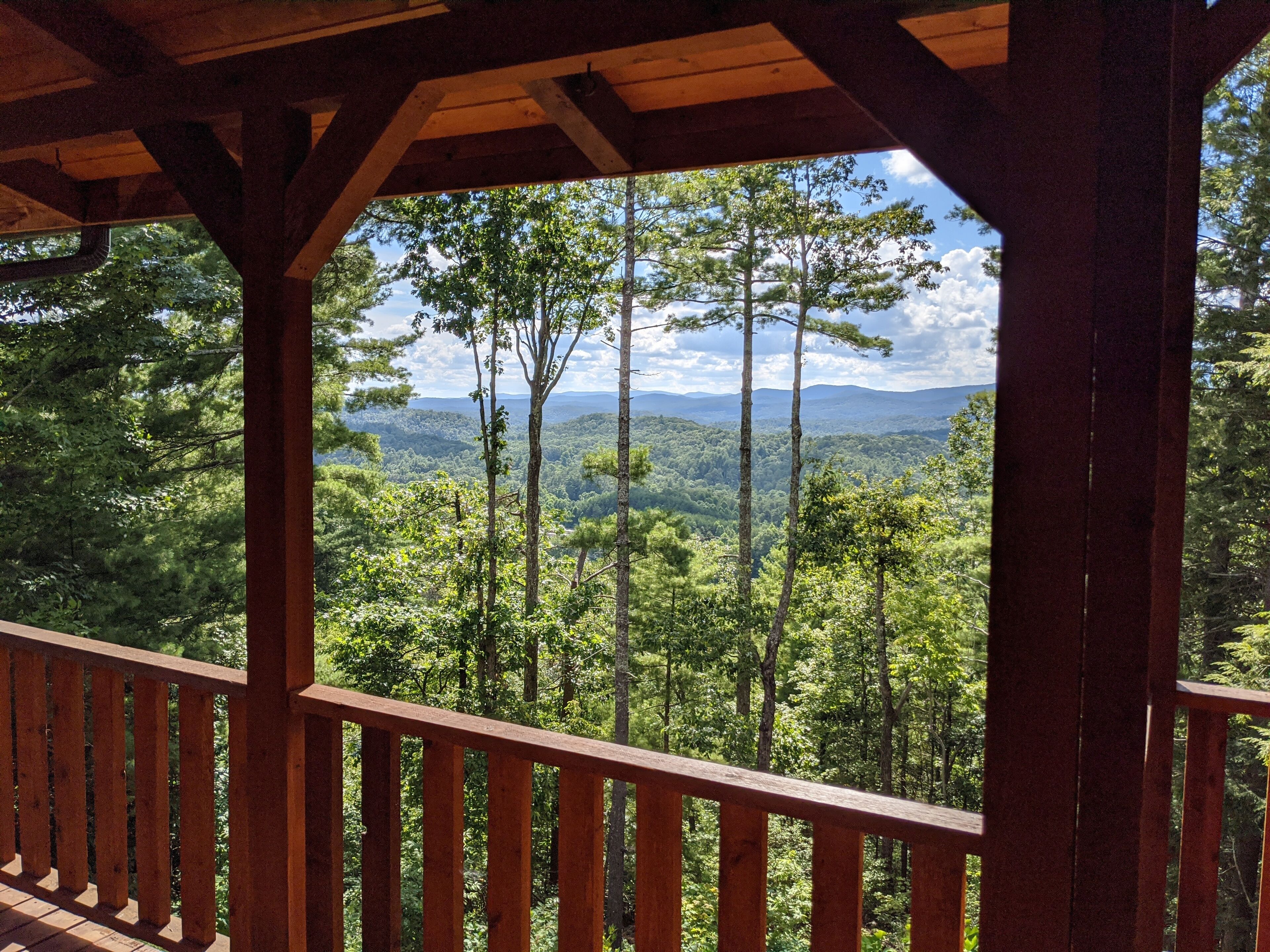 Cabin With Spectacular Mountain View