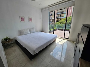 Grand Suite | Cortinas blackout, ferros/tábuas de passar roupa, Wi-Fi de cortesia