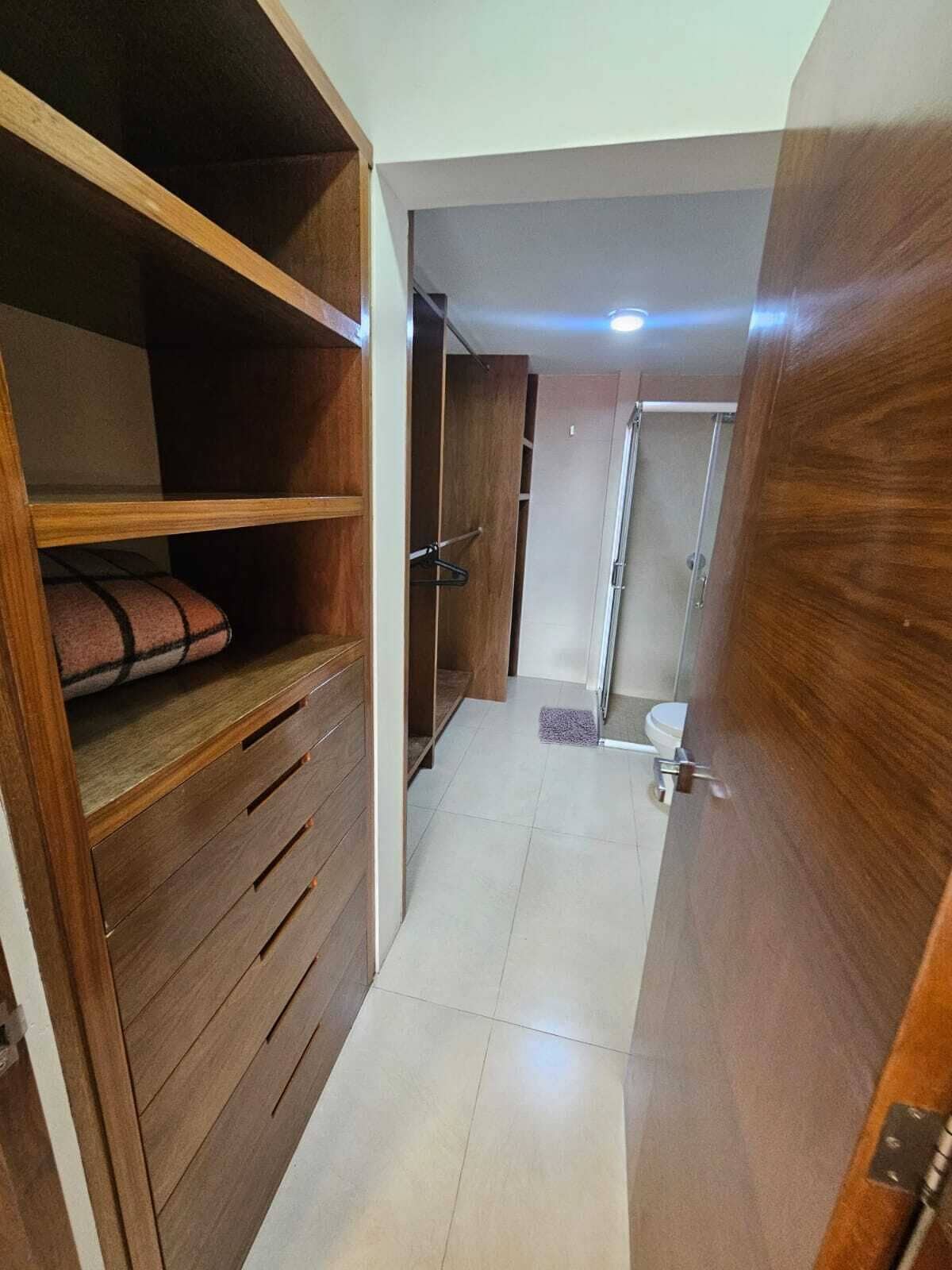Grand Suite | Baño | Regadera, regadera tipo lluvia, secadora de cabello, toallas 