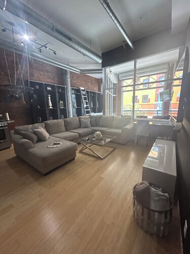 Urban Oasis in the Heart of Downtown