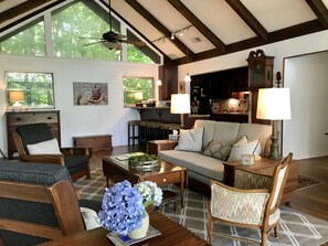 Smart TV, fireplace, DVD player, books