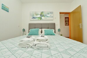 1 bedroom, iron/ironing board, WiFi, bed sheets