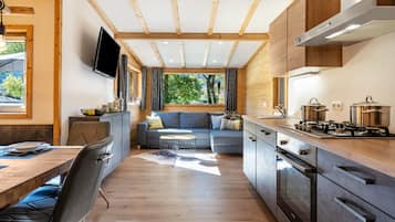 Kühlschrank, Ofen, Herdplatte, Geschirrspüler