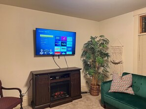 Smart-TV, Kamin, Videospielkonsole