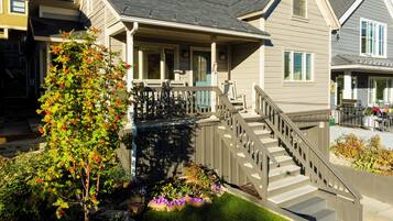 تفاصيل الفندق من الخارج