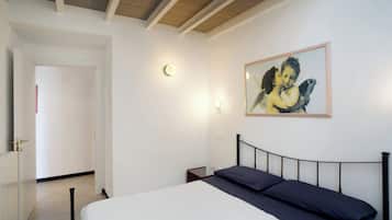 2 Schlafzimmer, BĂŒgeleisen/BĂŒgelbrett, kostenloses WLAN, BettwĂ€sche