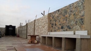 Unclassified image, 5 of 19, button - Hidden Gem In Oyibi New 2 Luxury Bedroom Apartment (Oyibi)