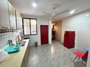 Condo, 2 phòng ngủ, ban công, quang cảnh núi | Bếp riêng | Tủ lạnh, lò vi sóng, bếp nấu, dụng cụ pha cà phê/trà 