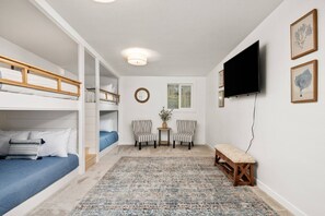 4 habitaciones, escritorio y wifi gratis