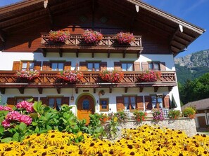 Exterior - Apartment Zuhaus- 2 persons, 36sqm, terrace with mountain view (Bad Reichenhall)