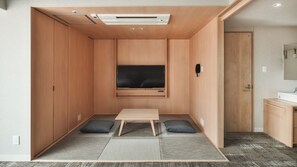 Deluxe Room For 2 guests, Non Smoking