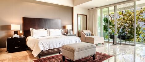 2 bedrooms, iron/ironing board, internet, bed sheets