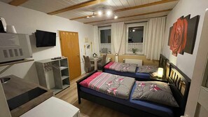 1 Schlafzimmer, WLAN, Bettwäsche