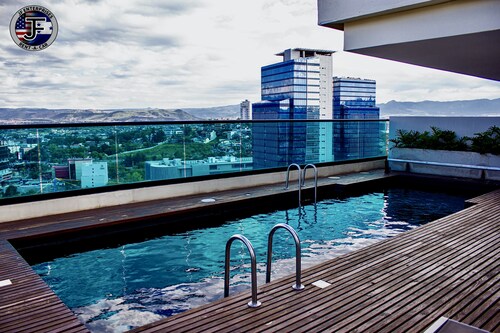 JF Luxury Modern one bedroom Apartment