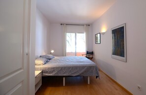 2 bedrooms, free WiFi, bed sheets - PUIG SA GUILLA 2D DUPLEX (Pals)