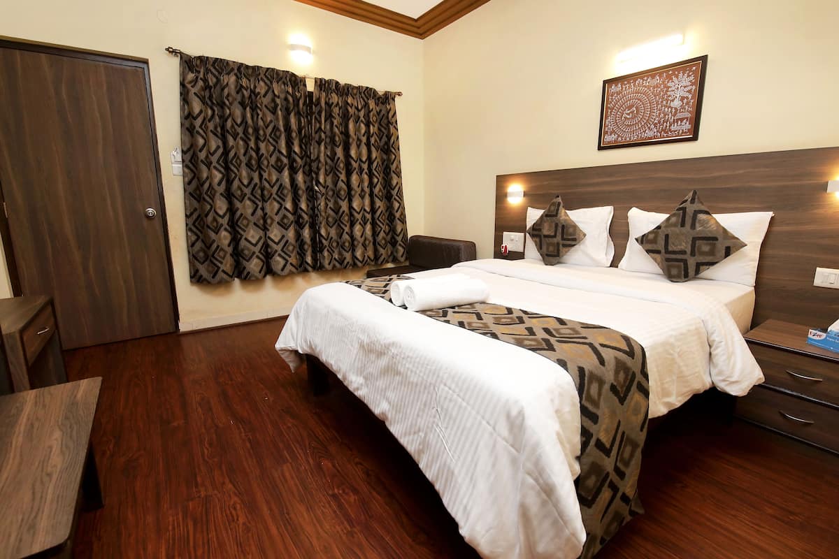 Een minibar, gratis wifi, beddengoed
