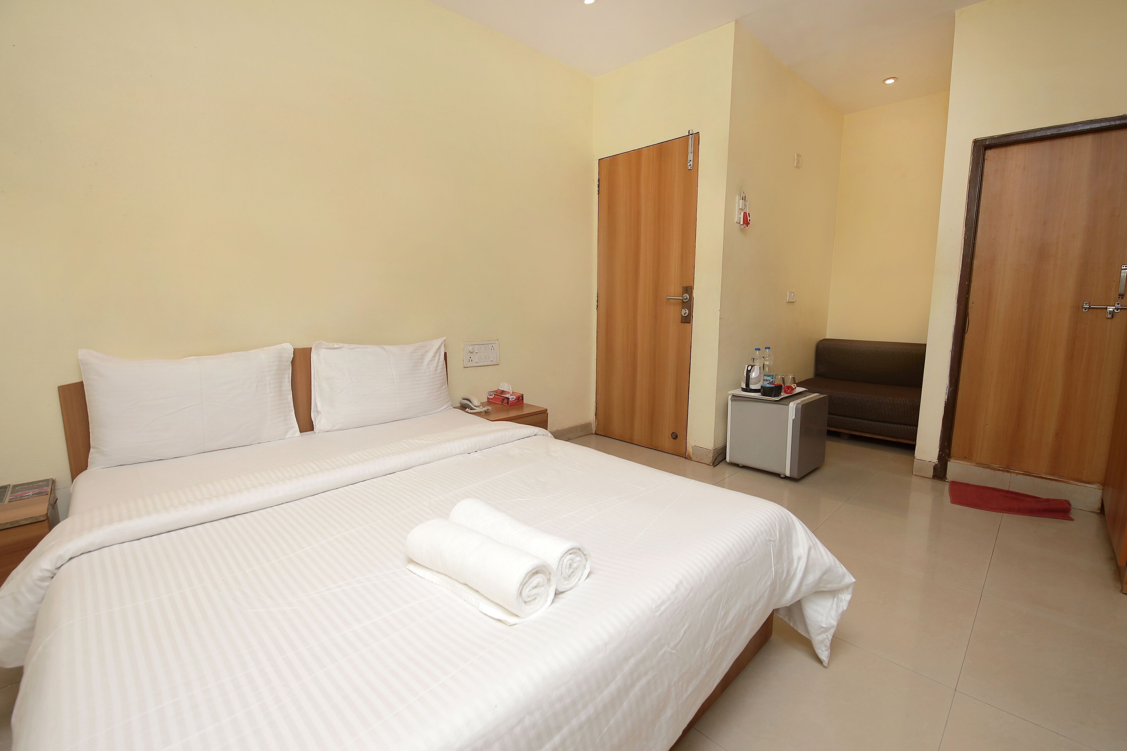 Frigobar, Wi-Fi de cortesia, roupa de cama
