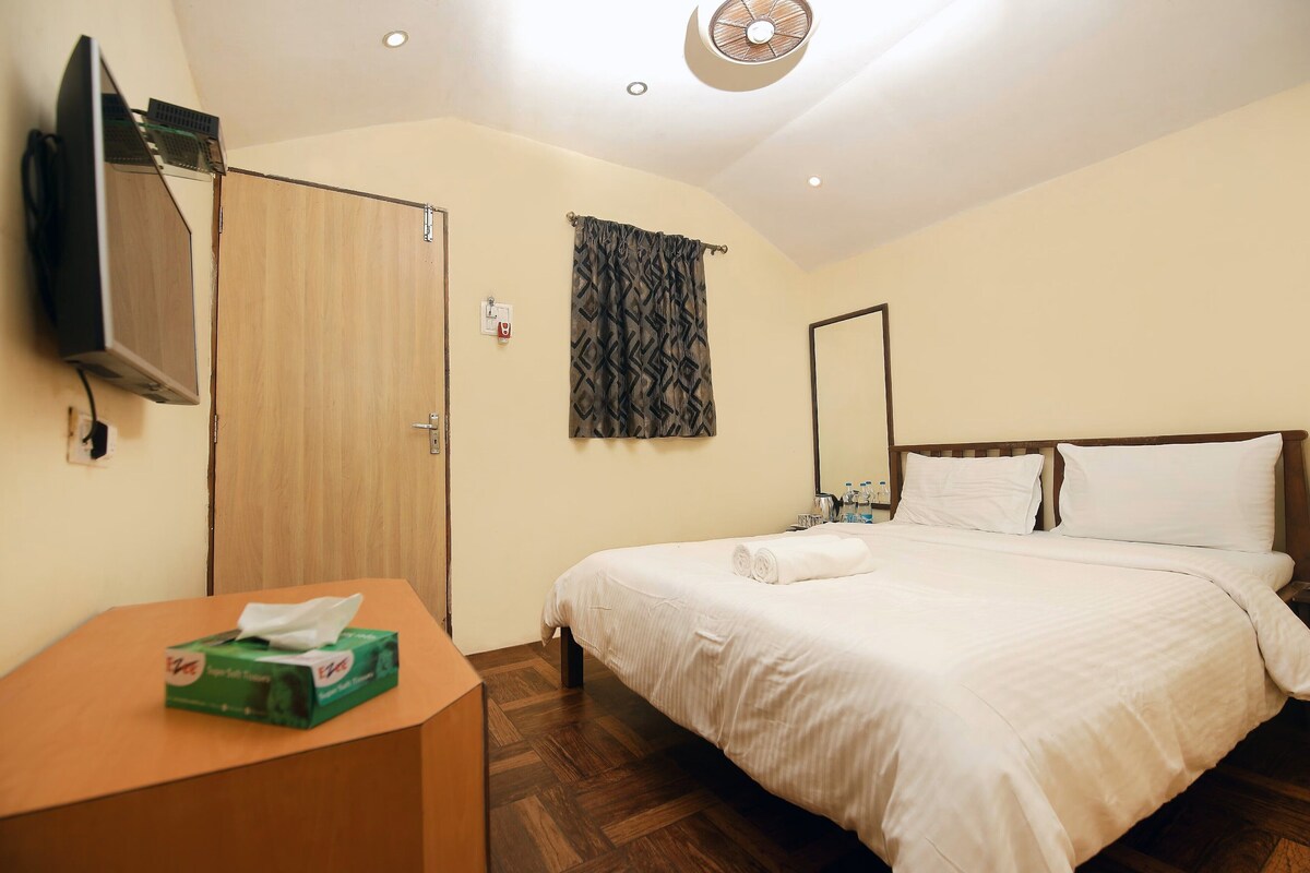 Tent | Minibar, WiFi (free), bed sheets