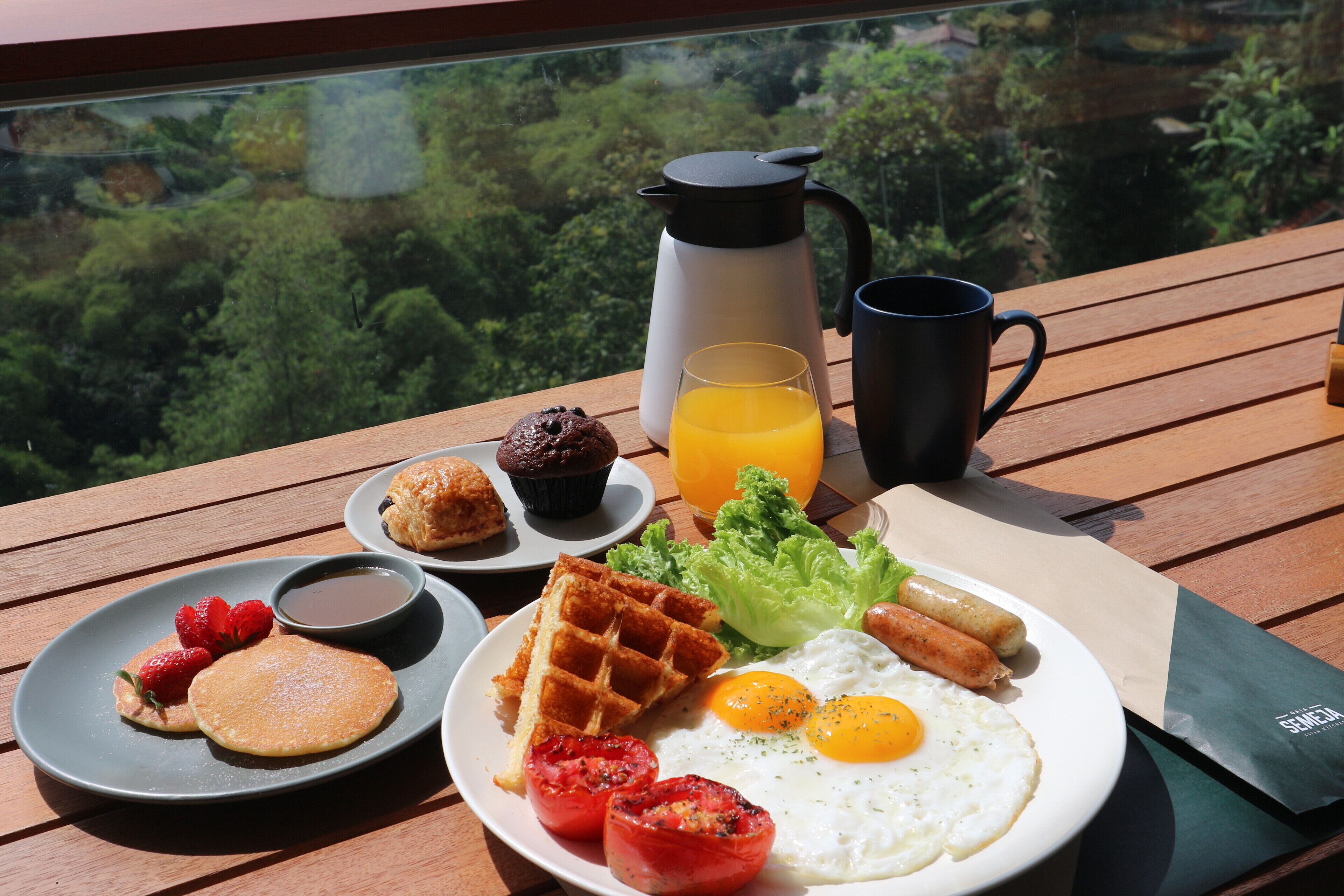 daily buffet breakfast (idr 250000 per person)