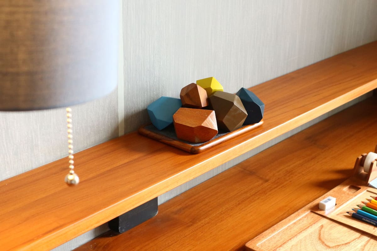 free minibar, in-room safe, desk, laptop workspace