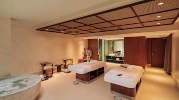 Couples treatment room(s), body treatments, aromatherapy