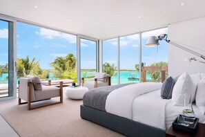 6 bedrooms, desk, iron/ironing board, WiFi - Blue Cay Luxury Villa (Leeward Settlement)
