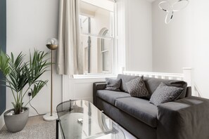 Kyoto Suite - QP02 | Bar lounge