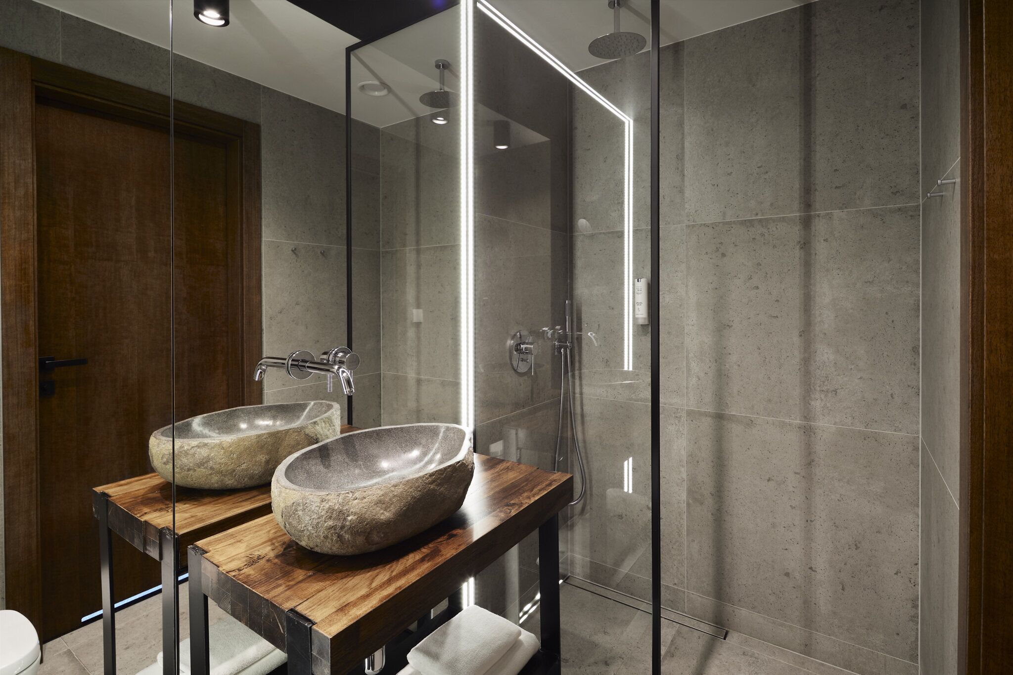 standard room | bathroom | shower, rainfall showerhead, designer toiletries, hair dryer