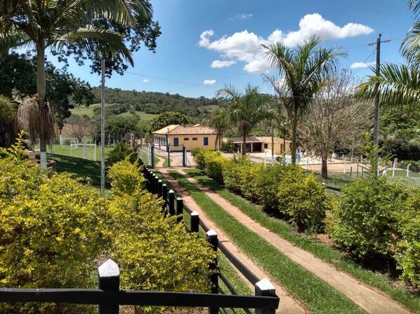 Property grounds - Take refuge on the farm (Fortaleza de Minas)