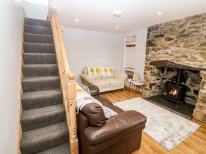 Cottage | Living room - 3 Green Terrace (Gaerwen)