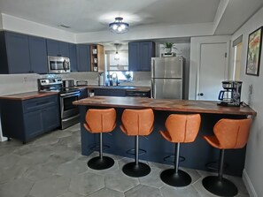 Private kitchen - Family & Pet-Friendly River Escape w/ Kayaks, Manatees & Outdoor Fun! (Weeki Wachee)