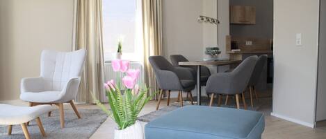 تناول الطعام داخل الغرفة