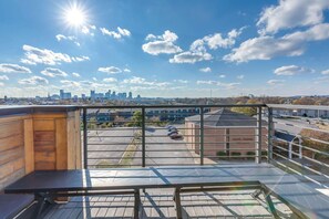 Property grounds - Honky Tonk Game Room with Rooftop Deck! (Nashville)