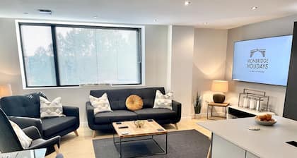 Apartment Twelve