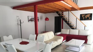 Dining - Pleasant modern house in a quiet location, 5 minutes' walk from La Tremblade town center (La Tremblade)
