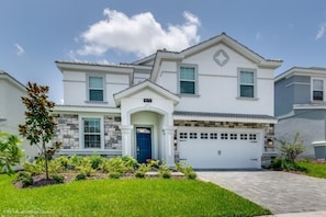 Exterior - Bring The Whole Family Gate 9 Bedroom 5 Bath 9 Villa by Redawning (Davenport)