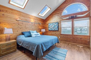 5 bedrooms, free WiFi, bed sheets