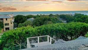 Unclassified image, 3 of 99, button - THE PEARL!  7bd/7ba IOP Home Private POOL & Ocean VIEWS! (Isle Of Palms)
