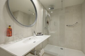 Bathroom - Holiday Inn Hasselt (Hasselt)