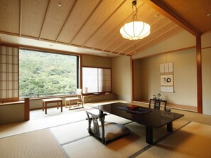 Room - Kotosankaku Hotel (Kotohira)