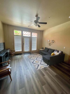 Uklassifisert bilde, 5 av 24, knapp