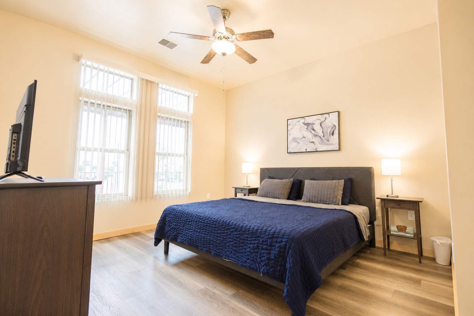 2 bedrooms, WiFi, bed sheets