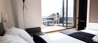 Blu Hotel Puerta De Almansa