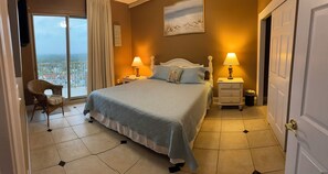 3 chambres, fer et planche à repasser, Wi-Fi gratuit, draps fournis
