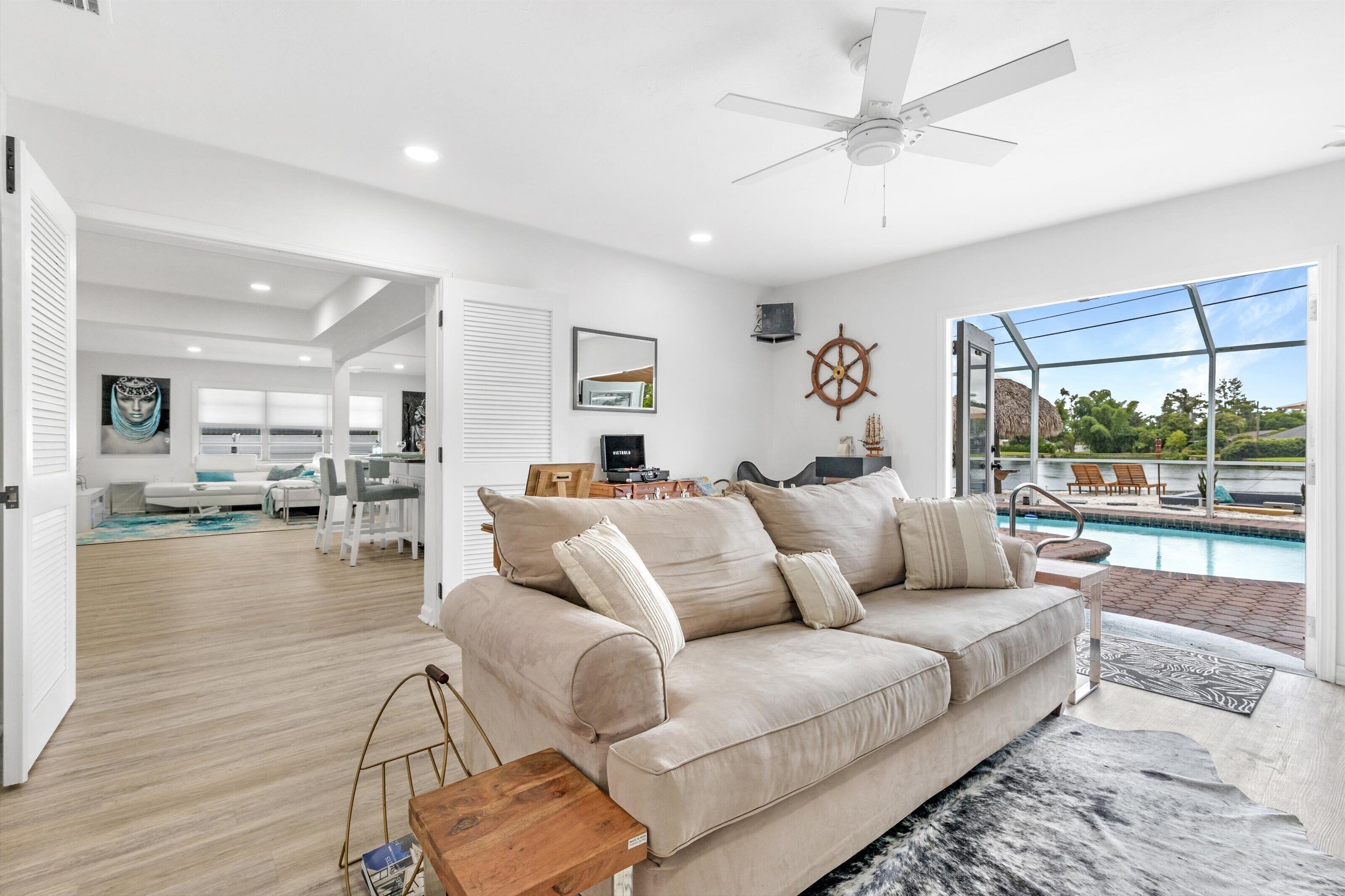 Smart TV, DVD player, books, music library