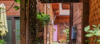 Sycamore - Rustic Cabin for 2 in Oak Creek Canyon