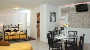 3 habitaciones, wifi y ropa de cama