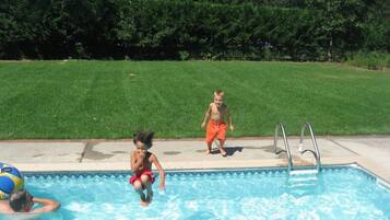 Alberca al aire libre