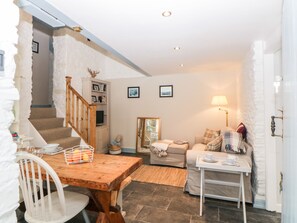 Cottage | Interior - The Old Dairy (Torpoint)